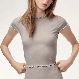 Sunday Best Crowne crop tee